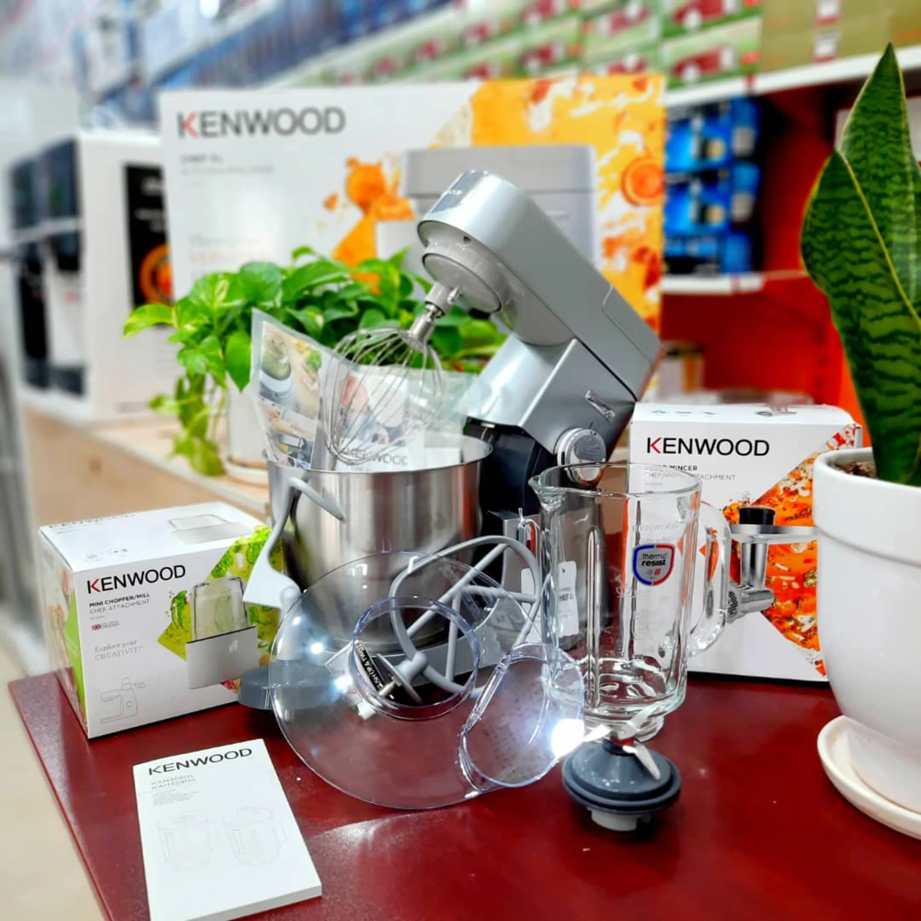 همزن ،مخلوط کن، آسیاب و چرخگوشت کلاسA حرفه ای کنوود 1200وات